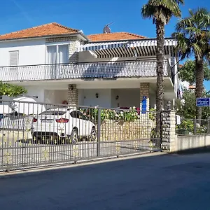 Apartman Vlado, Sukošan