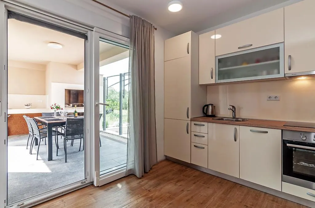 Apartments Lapidem Sukošan 0*,  Horvátország