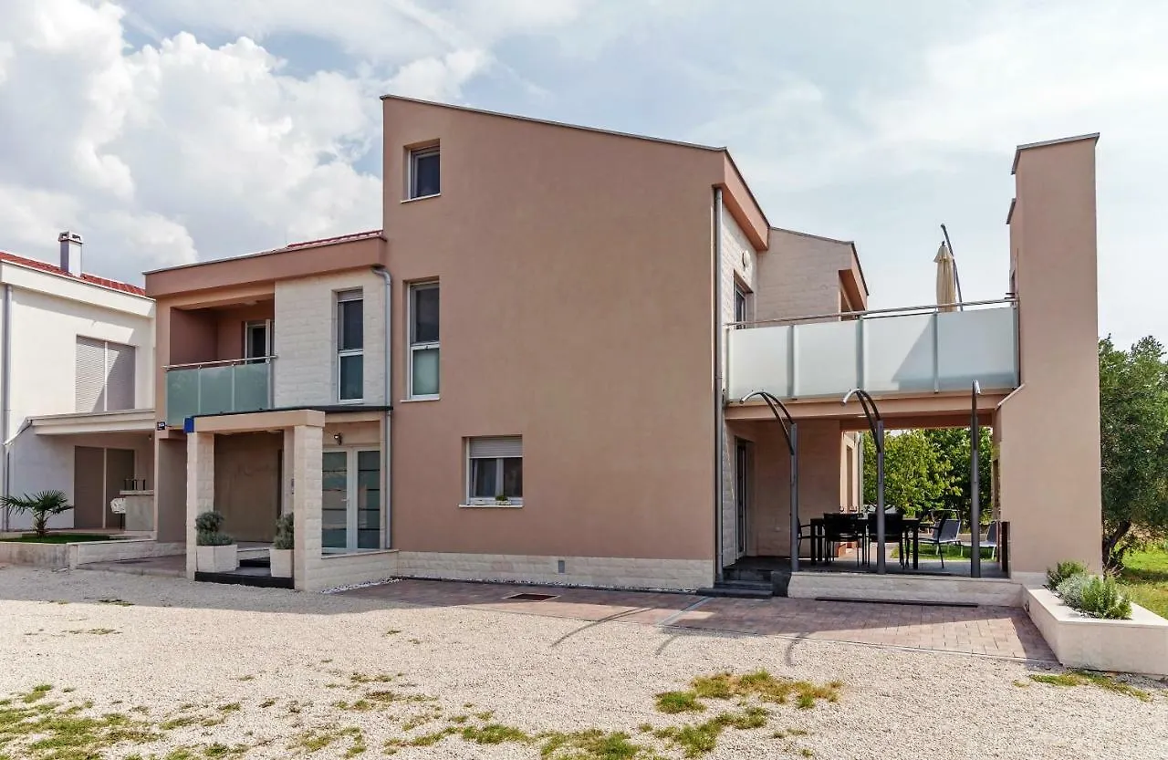 Apartments Lapidem Sukošan 0*,